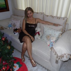 Navidad en mi Casa de amor. We wish you happy holidays!